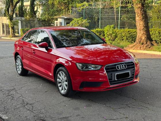AUDI A3 1.4 TFSI SEDAN ATTRACTION 16V FLEX 4P TIPTRONIC AUDI A3 1.4 TFSI SEDAN ATTRACTION 16V FLEX 4P TIPTRONIC